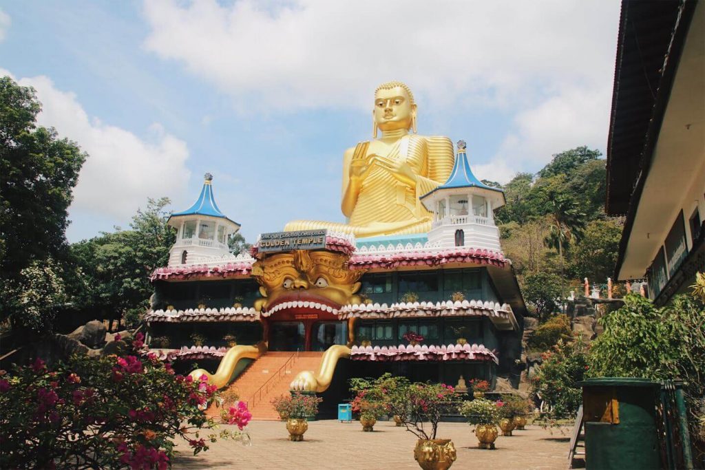 Dambulla Cave Temple